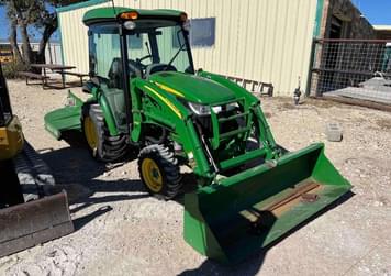 Main image John Deere 3033R